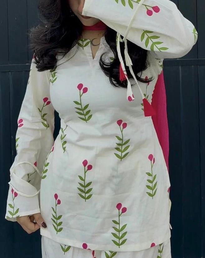 Tulip Breeze Farshi Suit Set