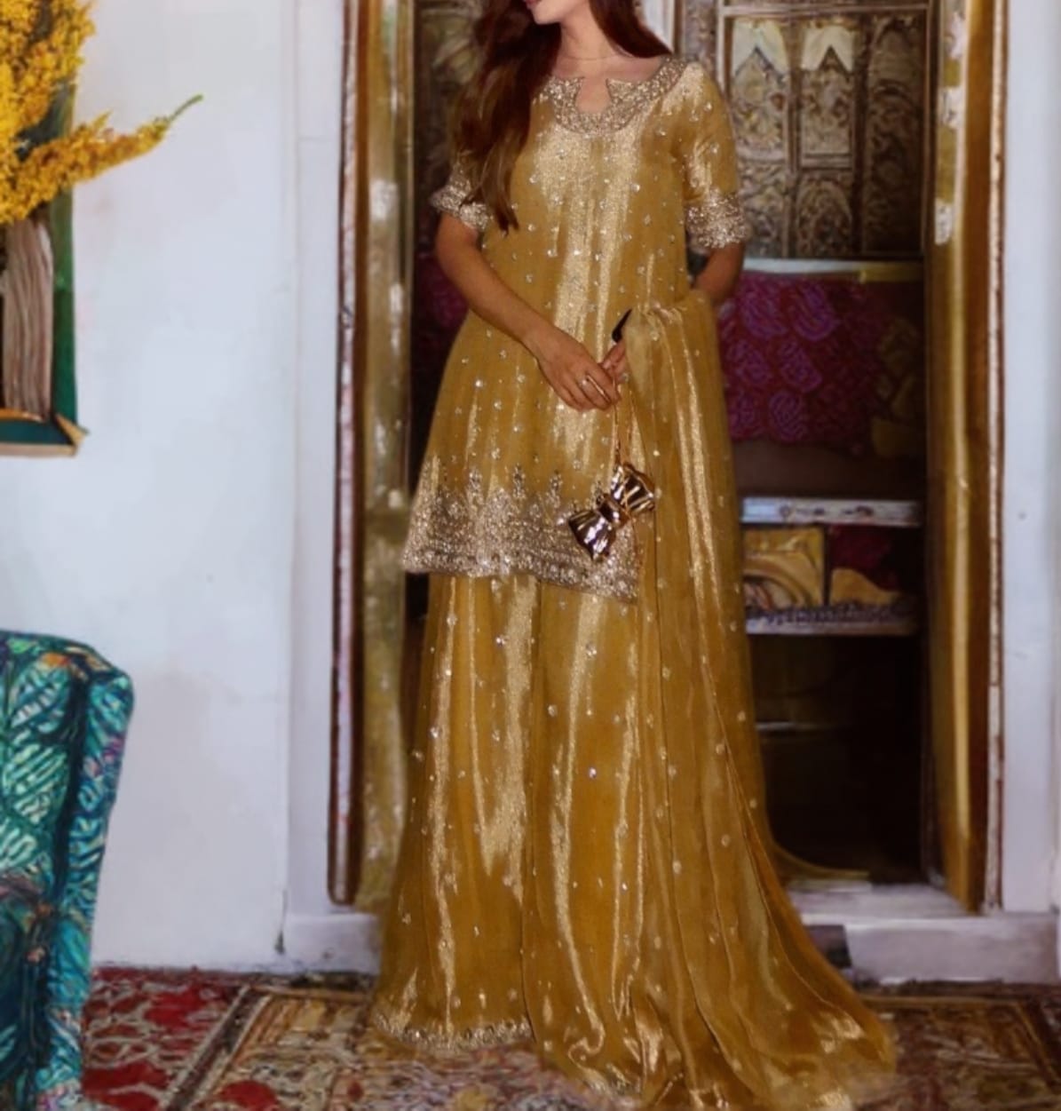 Elegance with Golden Touch