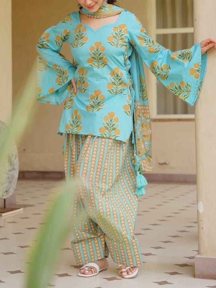 Glamorous Farshi Salwar Set