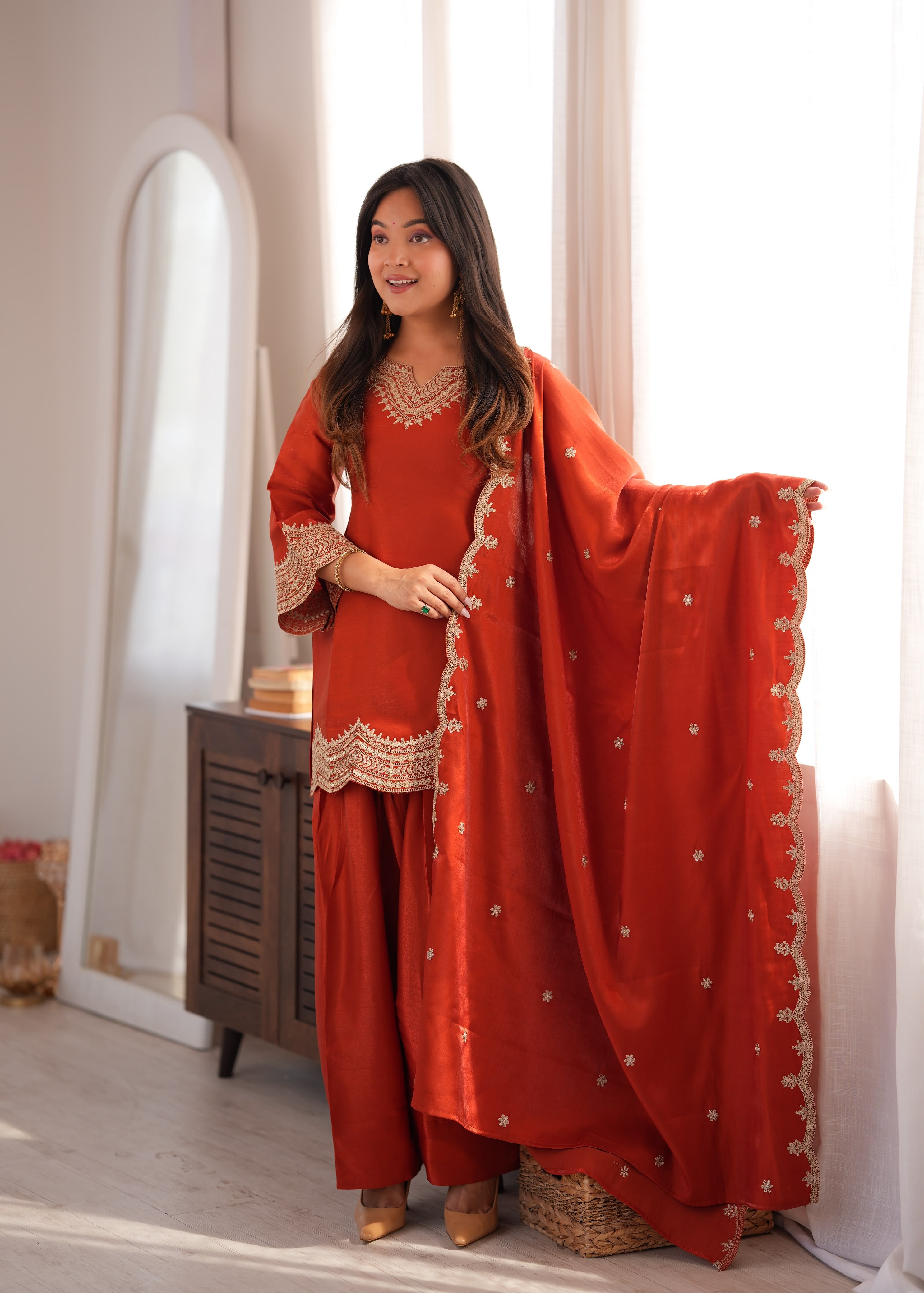 Glass Roman Silk Farshi Suit Set