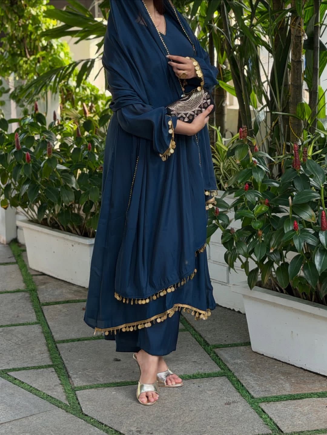 Pure Elegance in Roman Silk