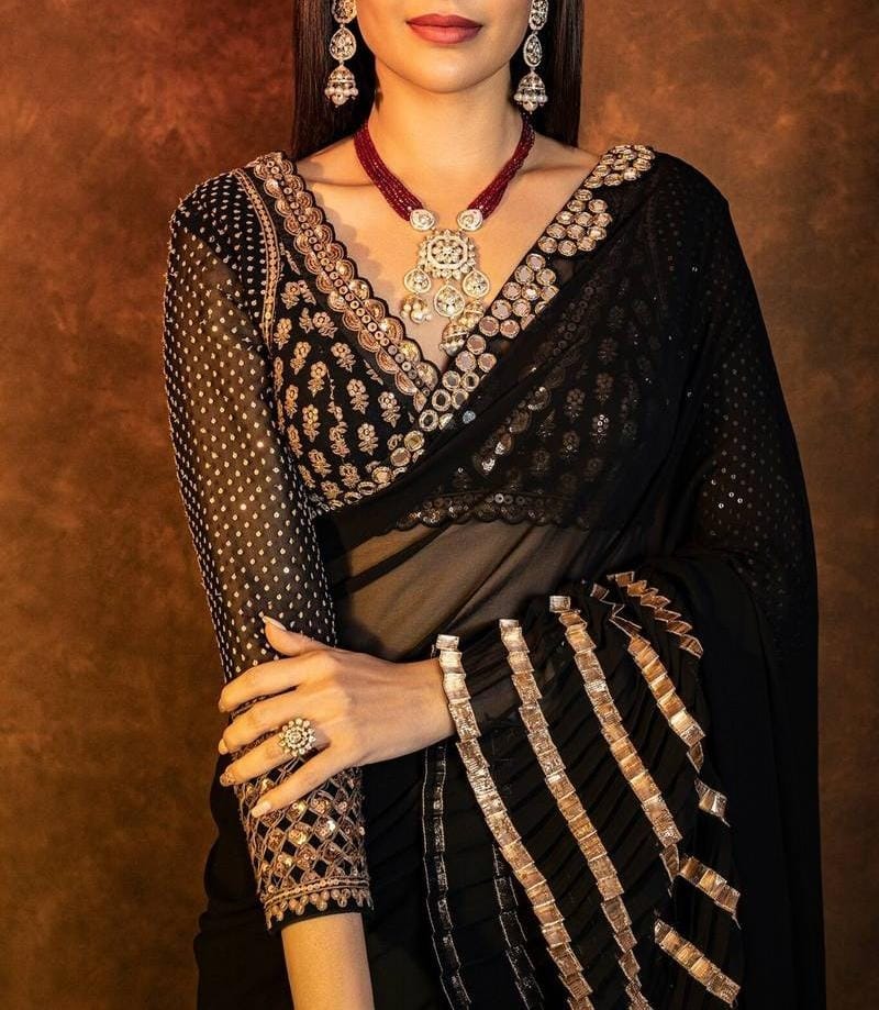 Sequins Crush-Pleated Saree