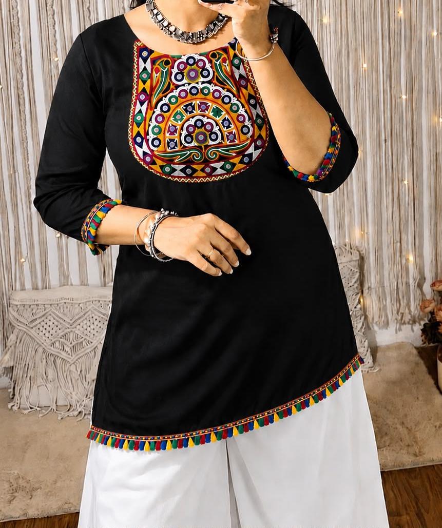 Chic Short Kurti