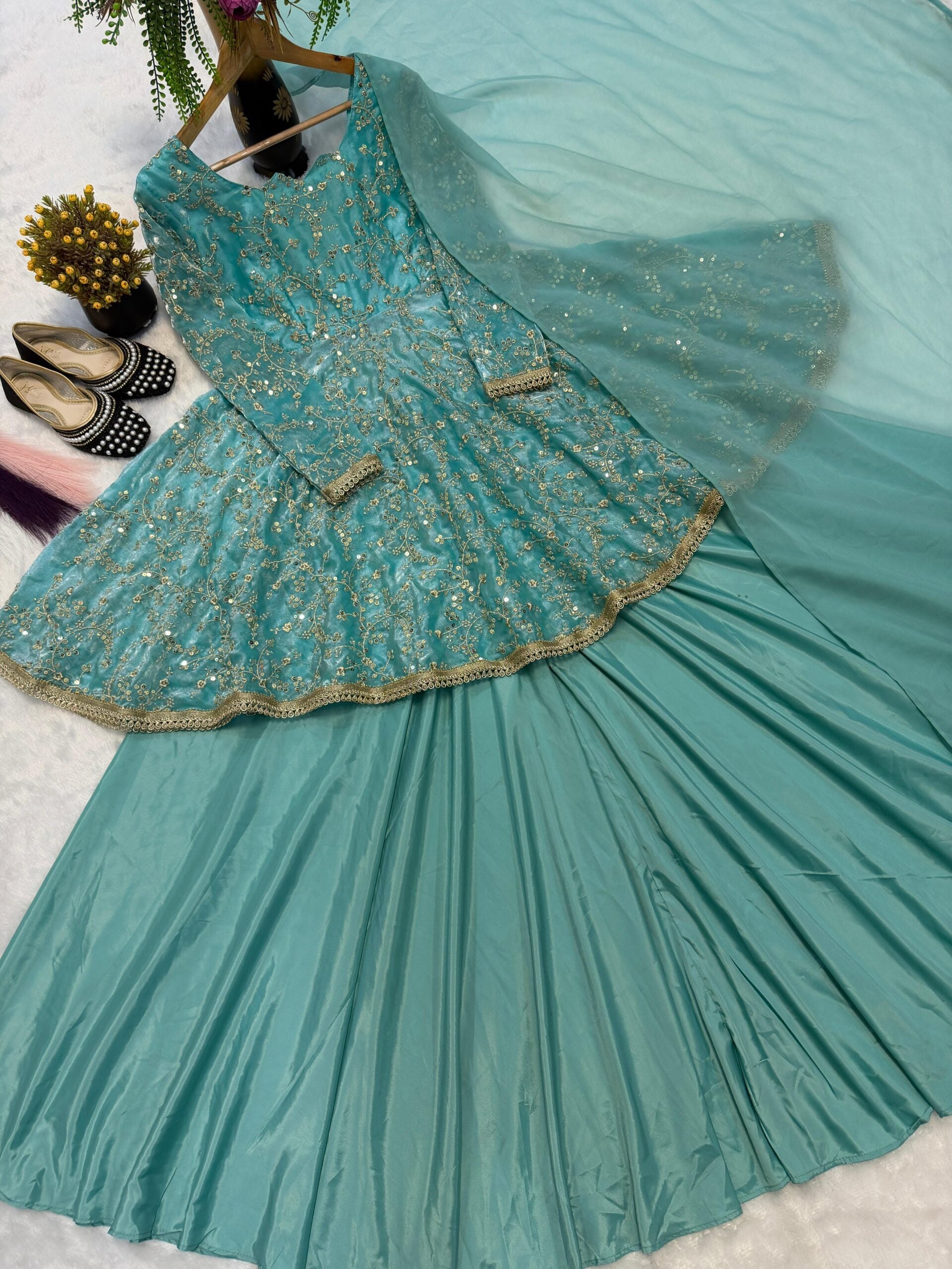 Designer Kediyu-Lehenga