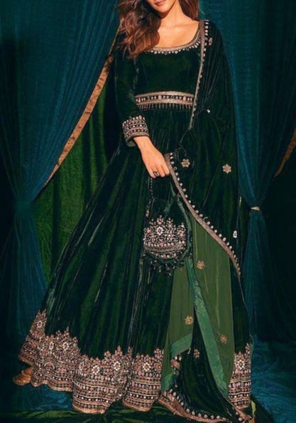 Designer Party Gown & Dupatta Set – Heavy Velvet Elegance