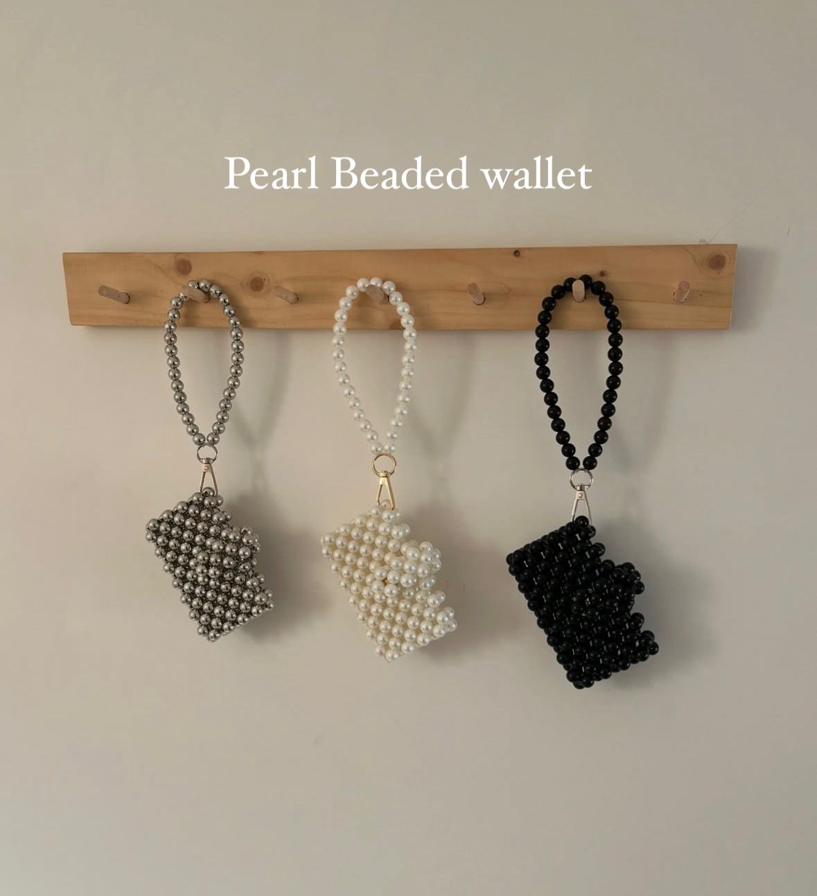 Jacobs Luxe – Pearl Beaded Wallet