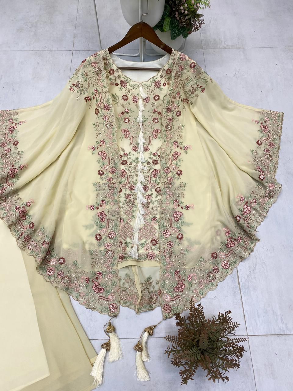 Top- Palazzo-Shrug Set